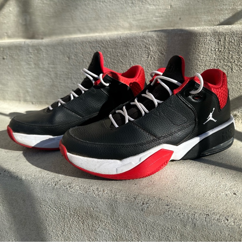 Nike Boys Air Jordan Max Aura 3 DA8021-006 Black Basketball Shoes